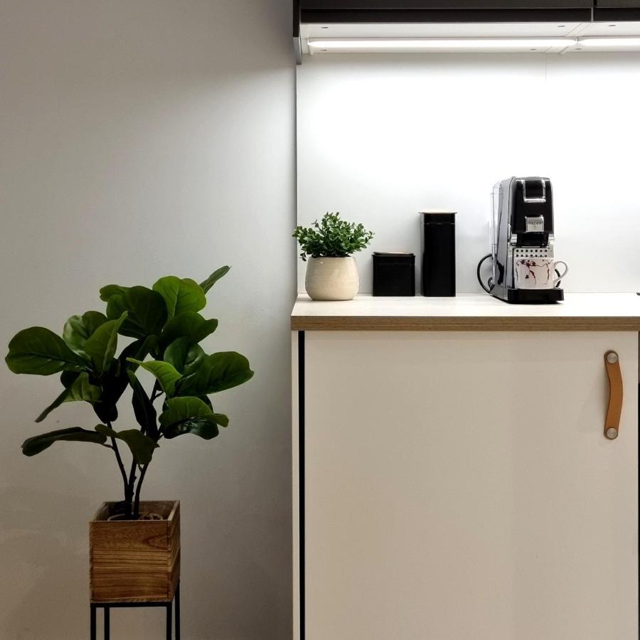 Apple Apartments - Wroblewskiego Prywatne Miejsce Parkingowe Лодзь Экстерьер фото